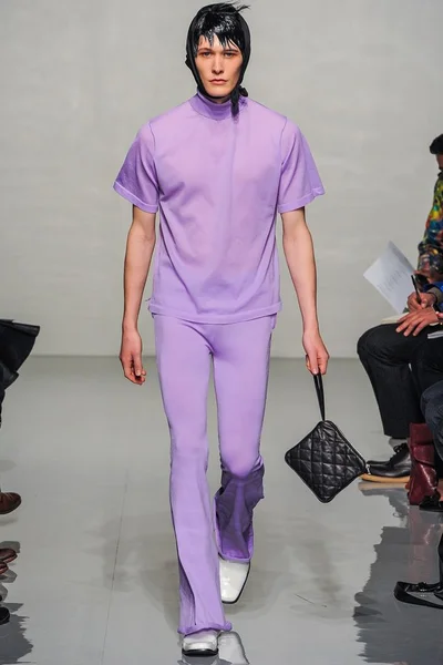 Look 11
